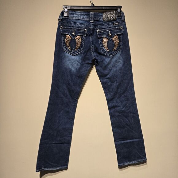 Miss Me Size 29 Bootcut Dark Wash Low Rise Rhinestone Angel Wing Back Pockets - Picture 1 of 6